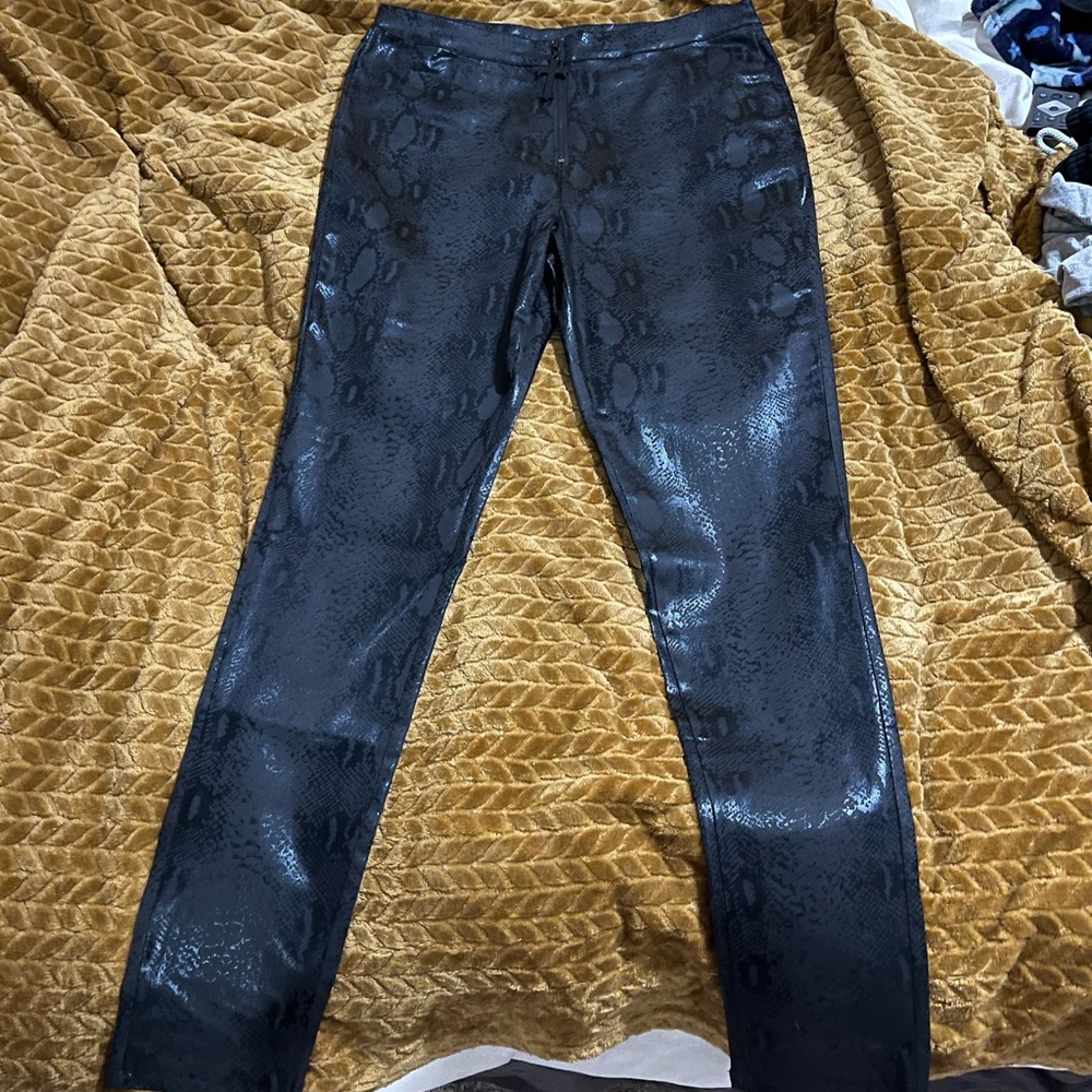 KILLSTAR High waisted pants/leggings skin tight wet look (xxl)